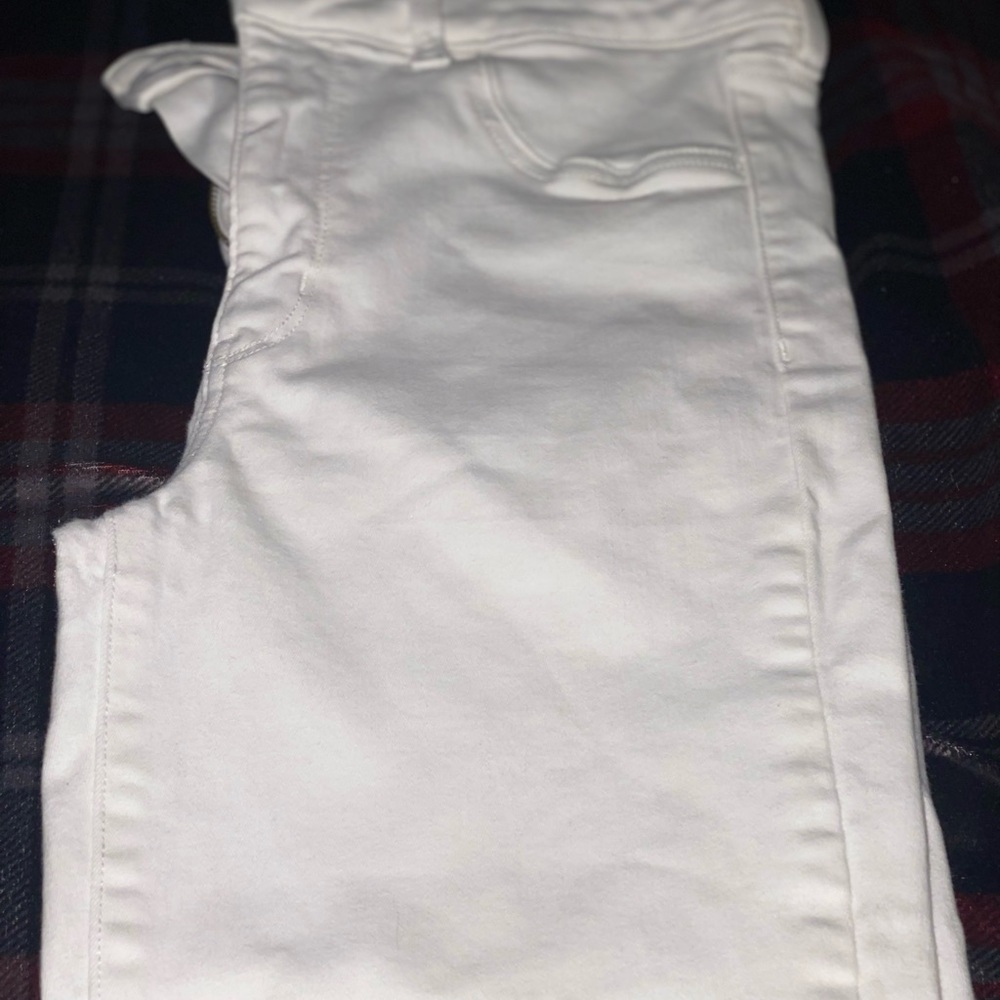 American Eagle White 12R High Rise Jegging very nice jeans 😊